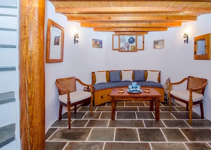 Drougas' Windmill Plaka (Milos)