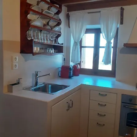 Drougas' Windmill Ferienhaus Plaka (Milos)